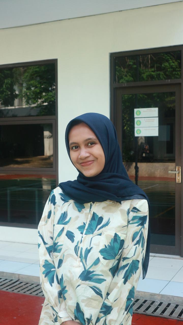 Arina Manistaufia, S.Sos